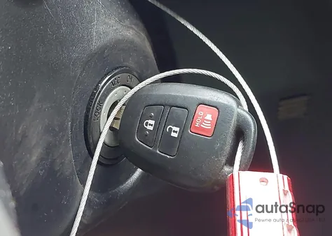 2012 Toyota Prius C Two из США, поврежденный, VIN JTDKDTB38C1509127